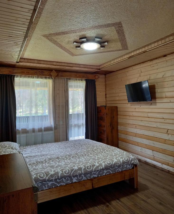 Voyage Tatariv Hotel Luaran gambar