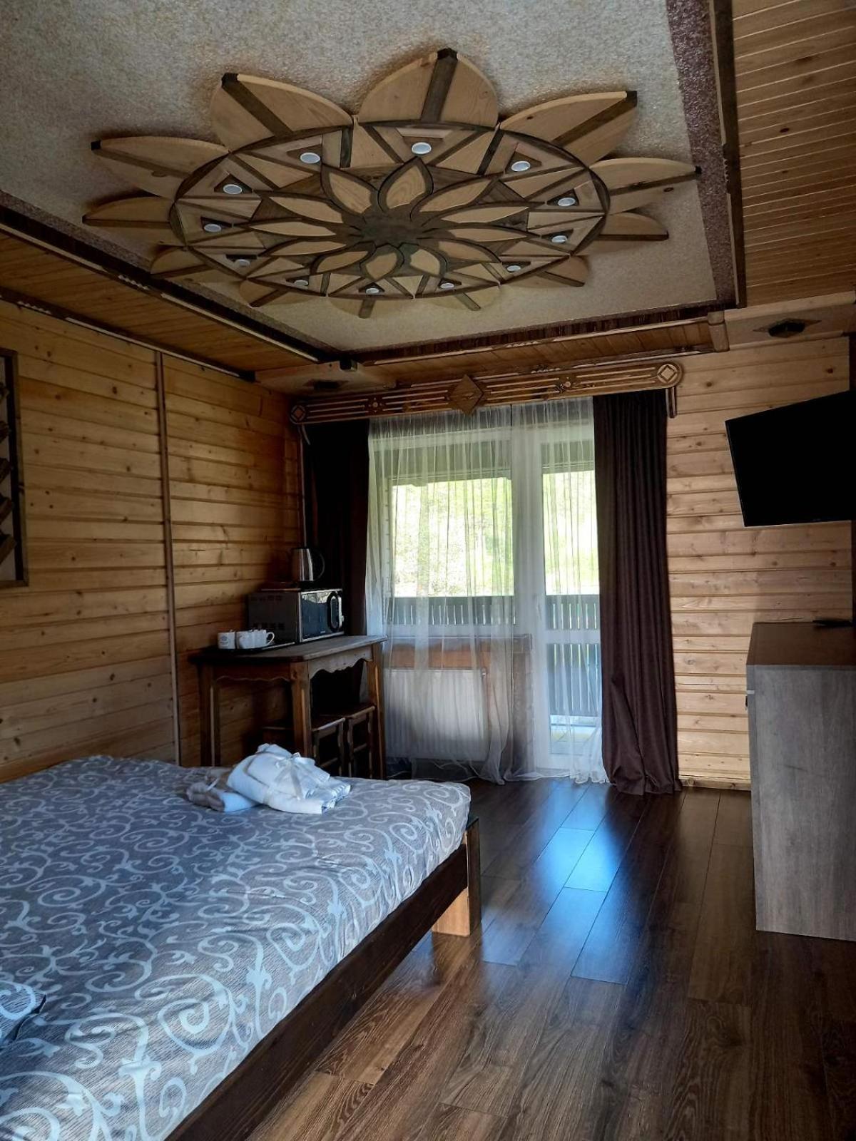 Voyage Tatariv Hotel Luaran gambar
