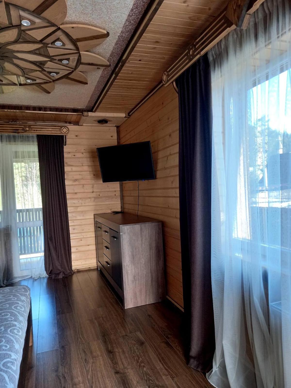 Voyage Tatariv Hotel Luaran gambar