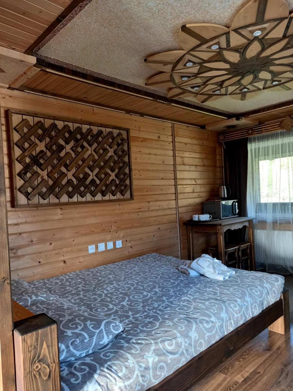 Voyage Tatariv Hotel Luaran gambar